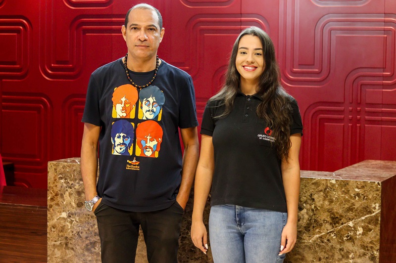 Escândalo: Assessor de campanha de Chamonzinho mantinha relacionamento abusivo com colega de trabalho 24 anos mais nova
